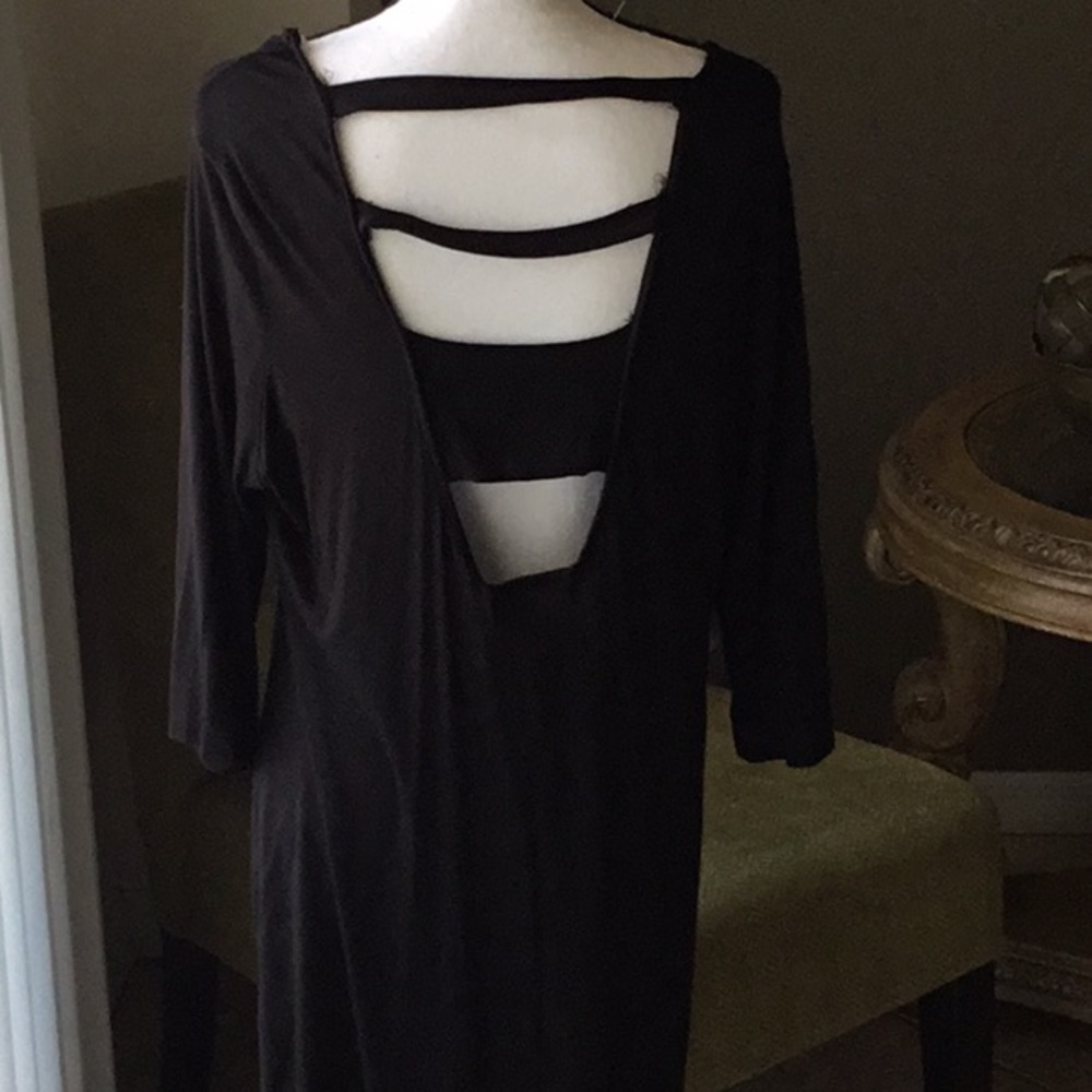 DRESS BY MYTH - Picture 2 of 2